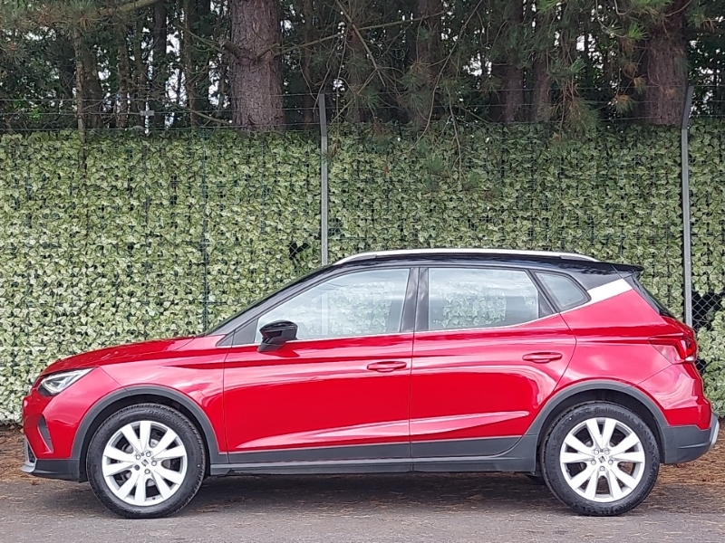 Seat Arona 1.0 Tsi 110 Xperience FT23ROU Red #4