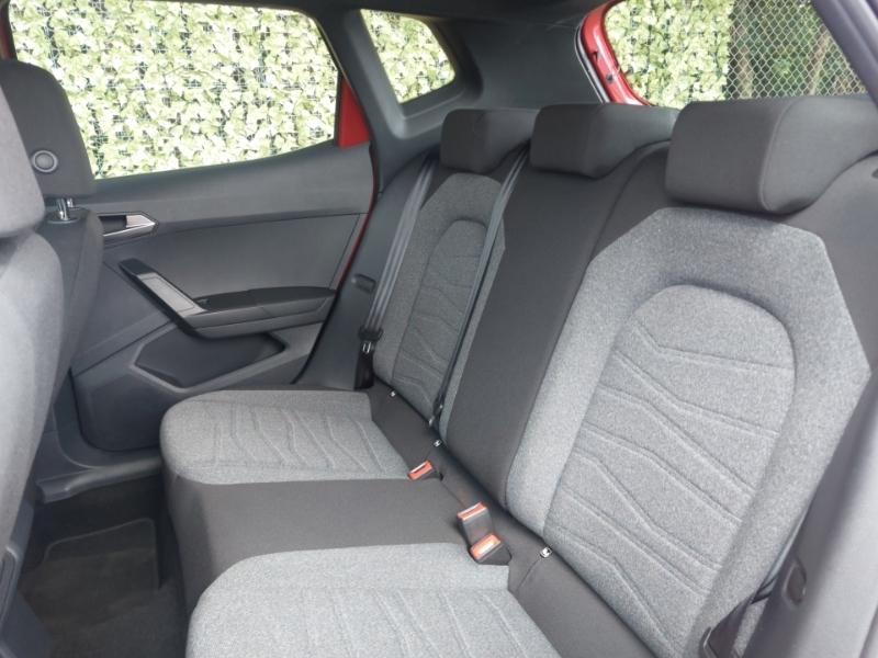Seat Arona 1.0 Tsi 110 Xperience FT23ROU Red #6