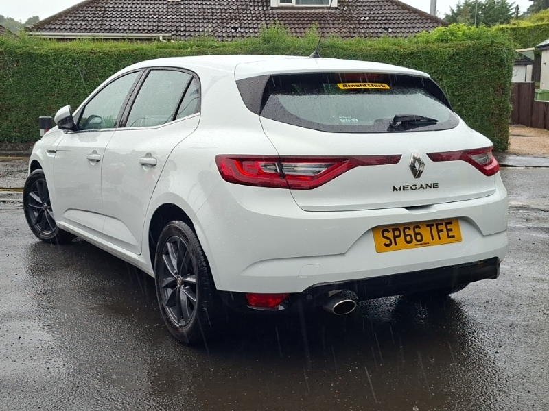 Renault Megane 1.2 Tce Dynamique Nav White #2