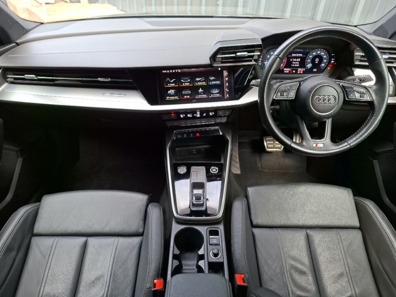 Audi A3 35 Tfsi S Line S Tronic BV70NXC Black #3