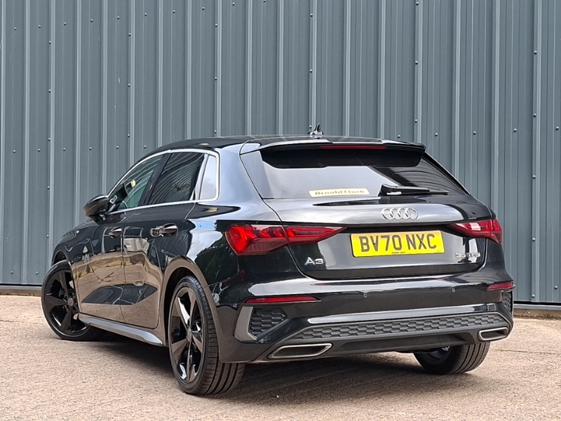 Audi A3 35 Tfsi S Line S Tronic BV70NXC Black #2