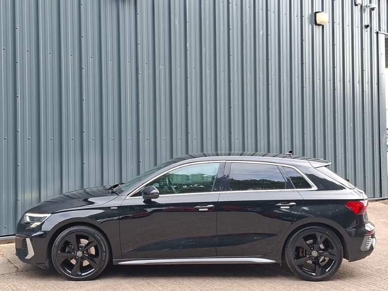 Audi A3 35 Tfsi S Line S Tronic BV70NXC Black #4