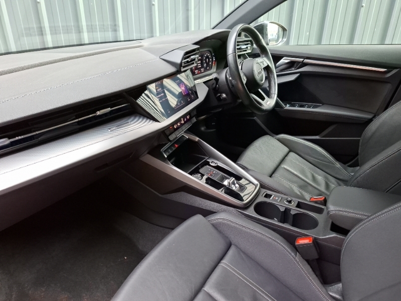 Audi A3 35 Tfsi S Line S Tronic BV70NXC Black #5