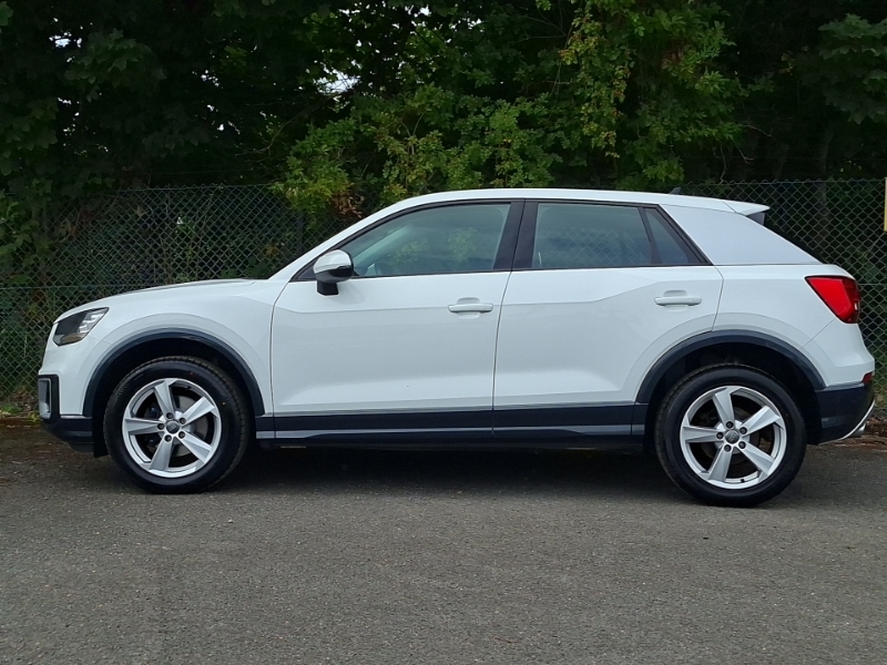 Audi Q2 35 Tfsi Sport SR19JWM White #4