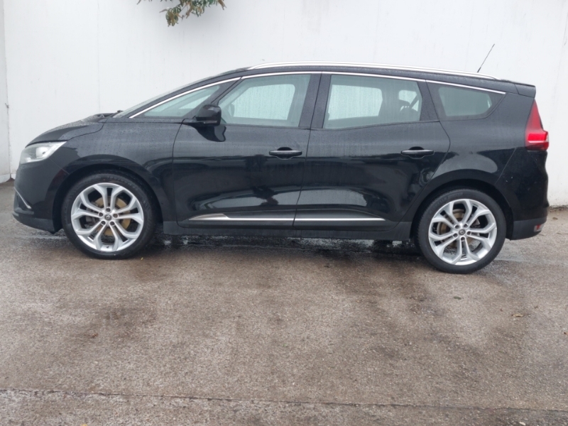Renault Grand Scenic 1.7 Blue Dci 120 Iconic Black #4