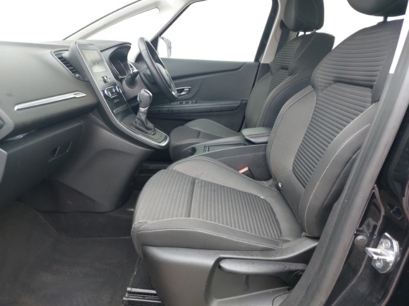Renault Grand Scenic 1.7 Blue Dci 120 Iconic Black #5