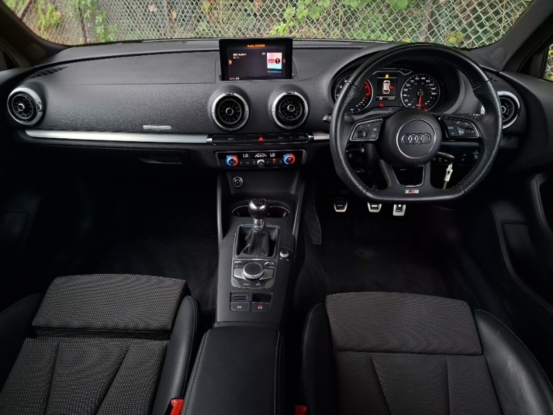 Audi A3 30 Tfsi 116 Black Edition LV69TLY White #3