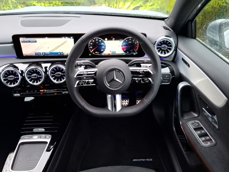 Mercedes-Benz A Class A180 Amg Line Executive Silver #4