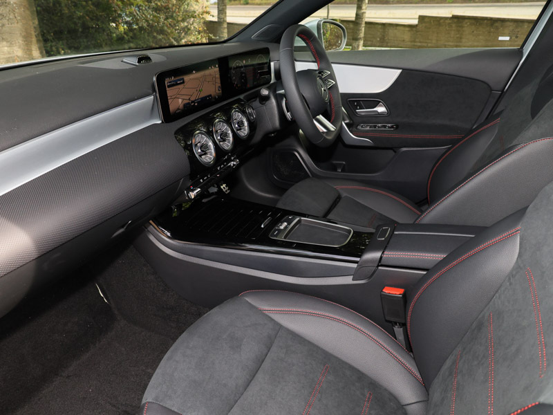Mercedes-Benz A Class A180 Amg Line Executive Silver #5