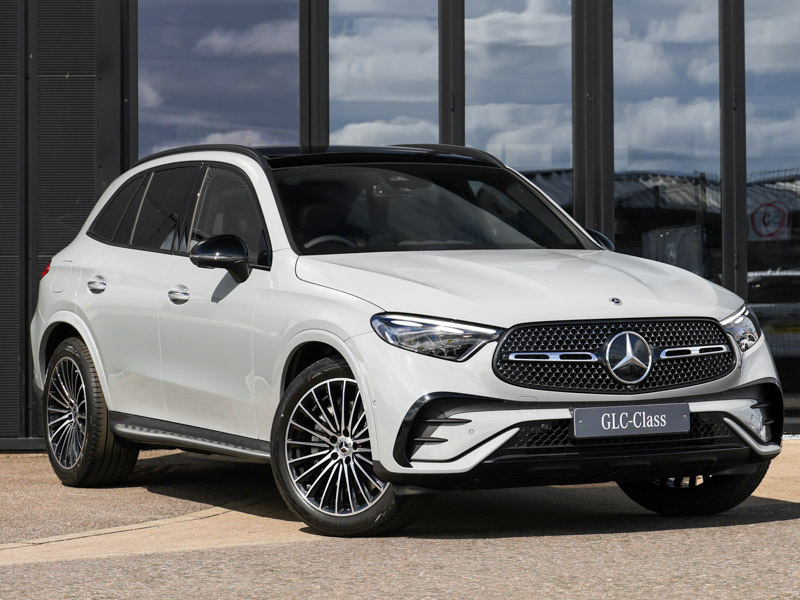 Mercedes-Benz GLC Class Glc 300 4Matic Amg Line Premium Plus 9G-tronic White