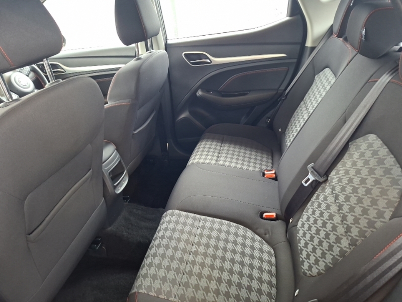 MG ZS 1.5 Vti-tech Excite SH72OMG Black #6