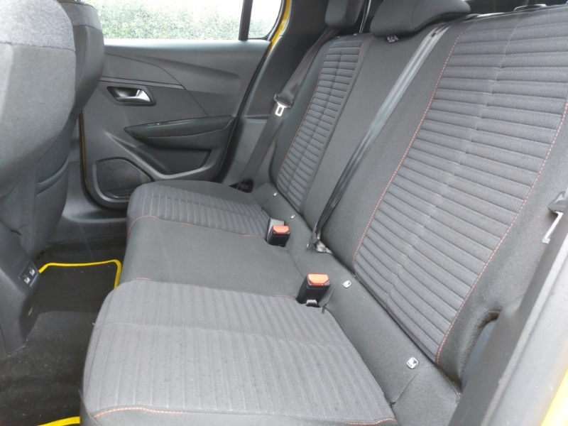 Peugeot 208 1.2 Puretech 100 Active Premium Eat8 SN23CCP Yellow #6