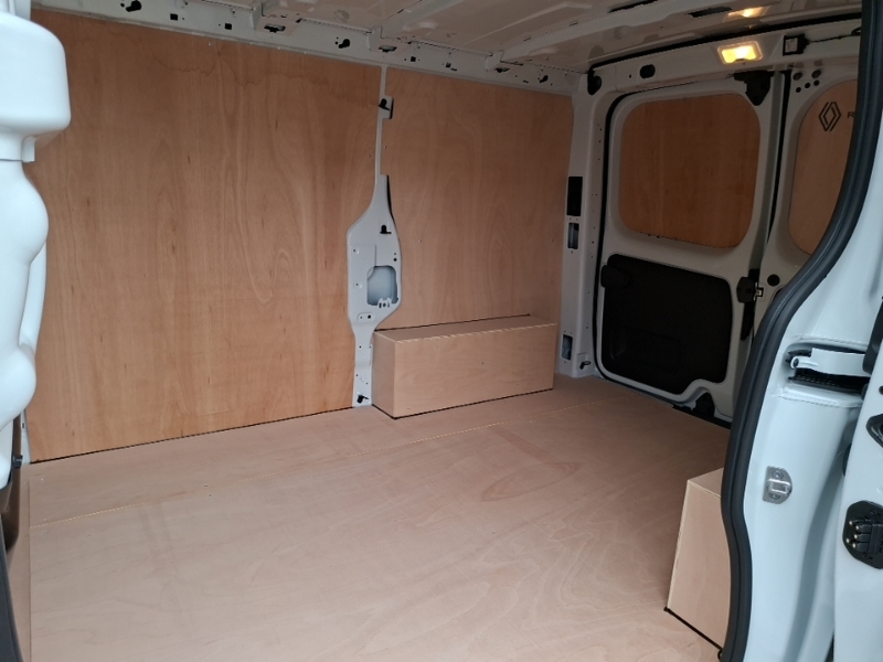 Renault Trafic Sl30 Blue Dci 130 Advance Safety Van SC26XMX White #6