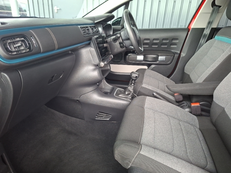 Citroen C3 1.2 Puretech 110 Shine Plus KO23WHG Red #5