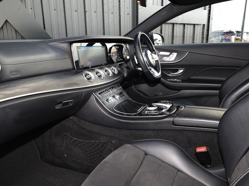 Mercedes-Benz E Class E220d Amg Line Premium 9G-tronic GU68YVJ Black #3