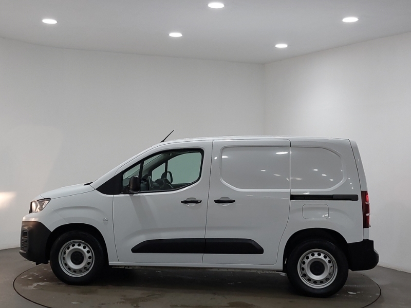 Peugeot E-Partner 800 100Kw 50Kwh Professional Premium Van White #4