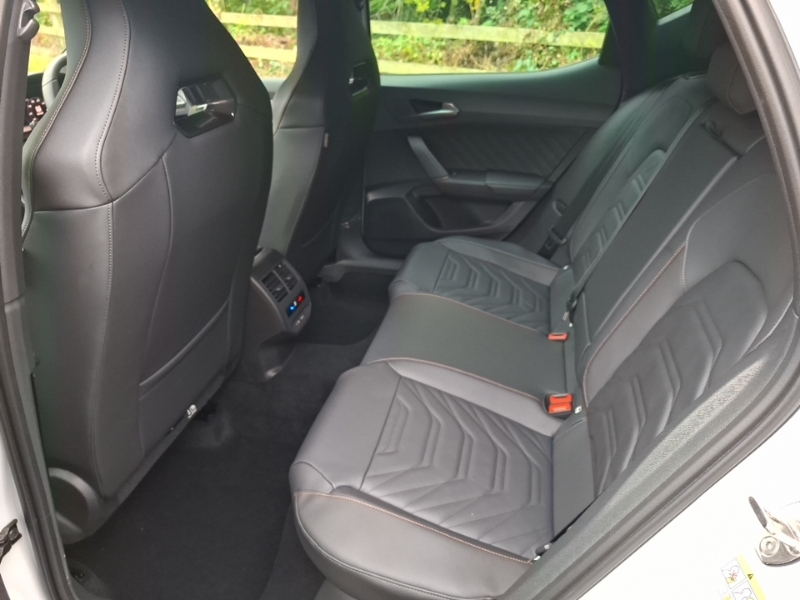 Cupra Leon 1.5 Tsi 150 Shadow Edition White #6