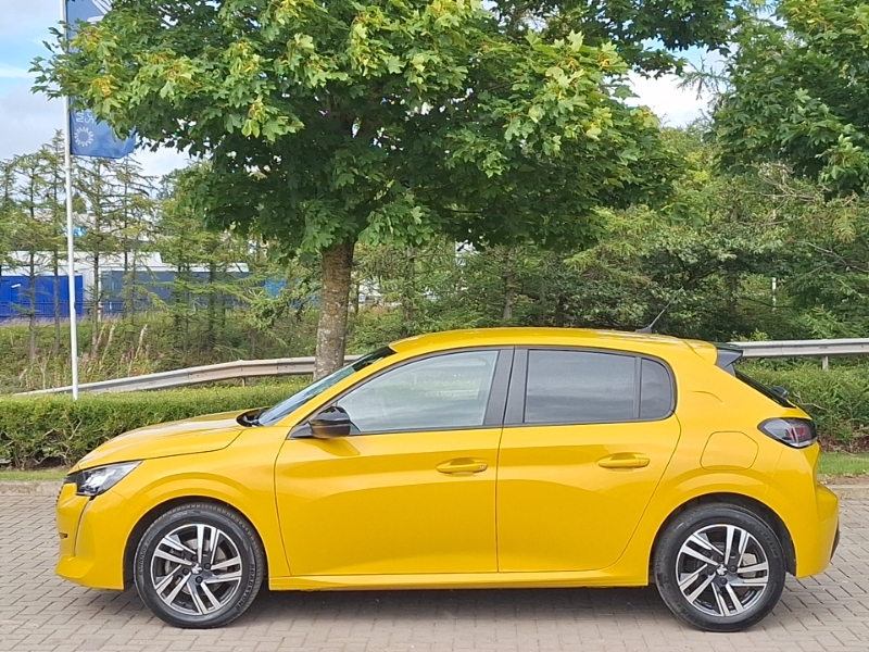 Peugeot 208 1.2 Puretech 100 Active Premium VA23NUB Yellow #4
