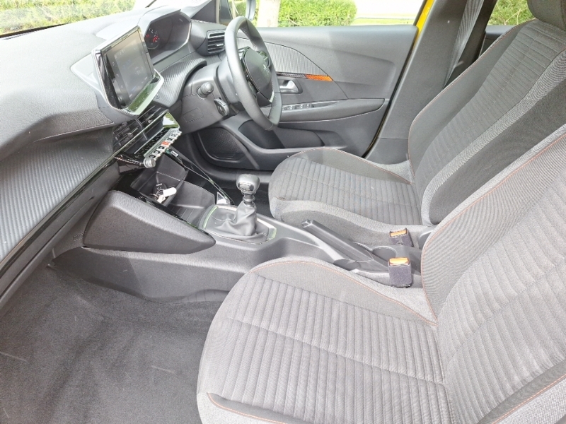 Peugeot 208 1.2 Puretech 100 Active Premium VA23NUB Yellow #5