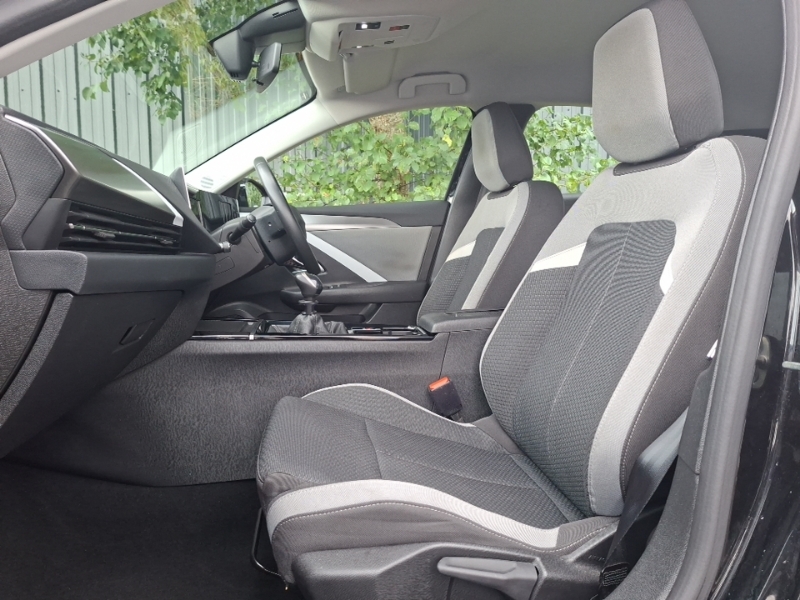 Vauxhall Astra 1.2 Turbo Design SC22KMG Black #5