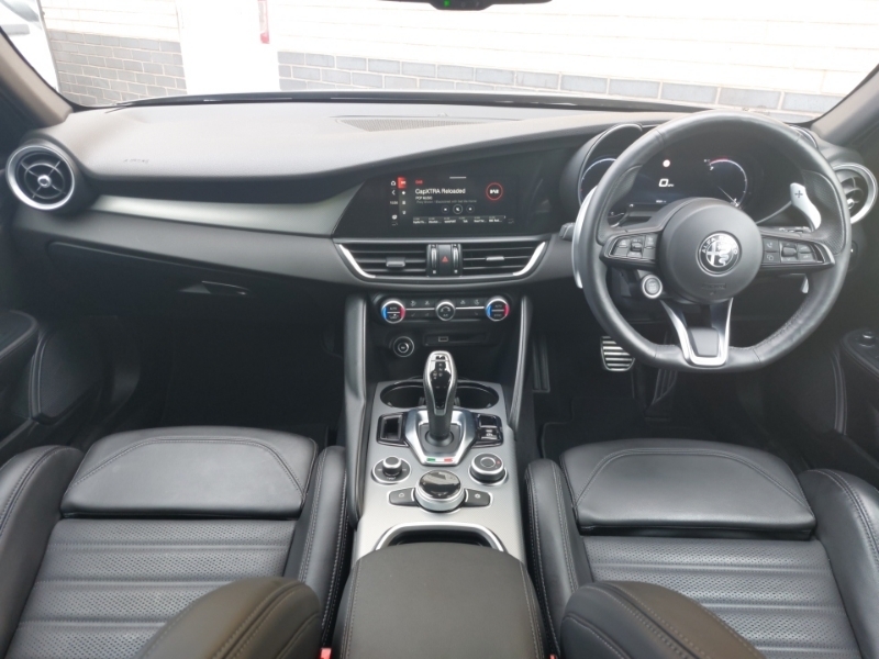 Alfa Romeo Giulia 2.0 Turbo Veloce Black #3
