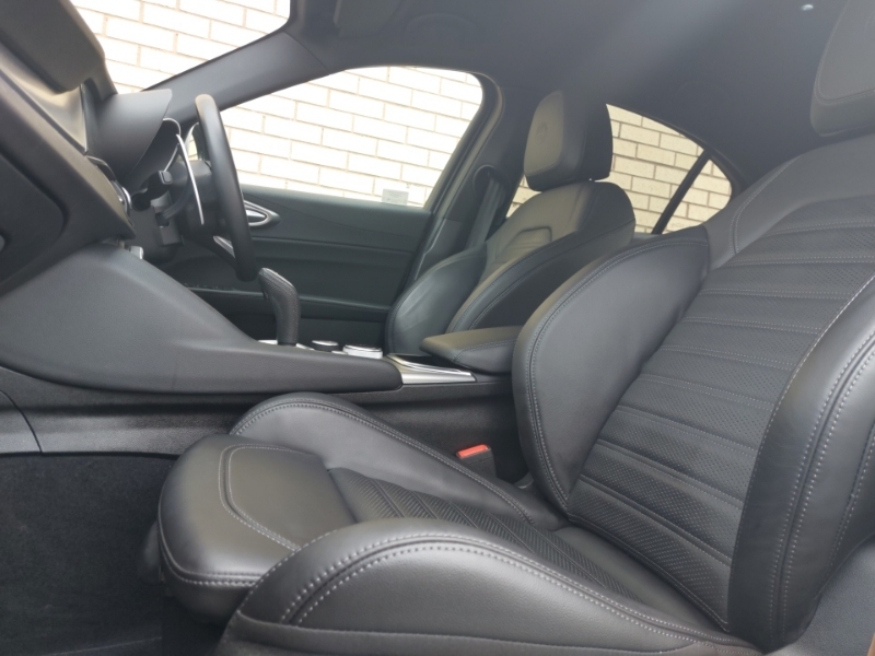 Alfa Romeo Giulia 2.0 Turbo Veloce Black #5