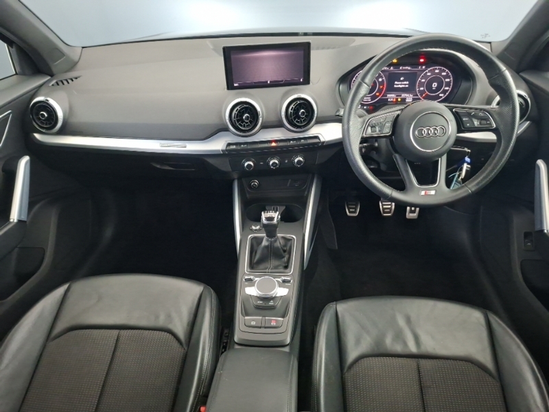 Audi Q2 35 Tfsi S Line AMZ9635 Grey #3