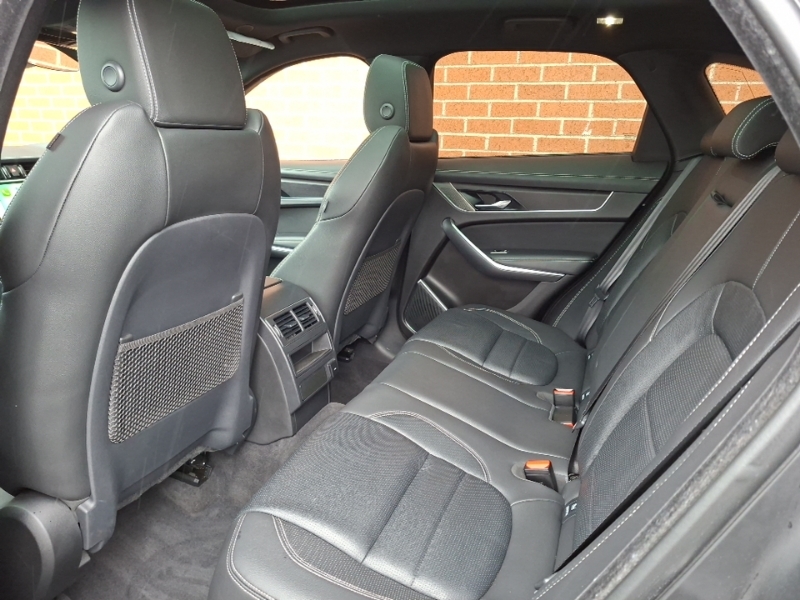 Jaguar F-Pace 2.0 D200 R-dynamic Black Awd MM22MLL Black #6