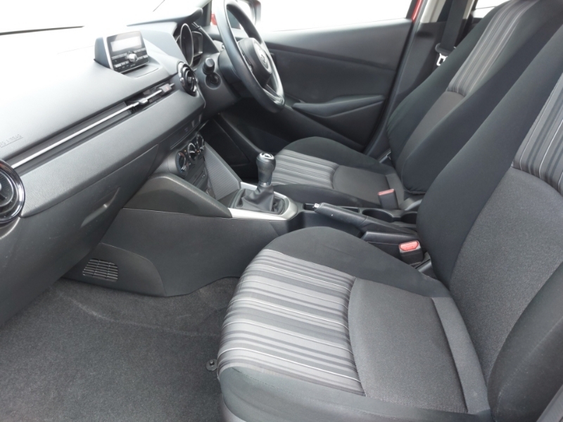 Mazda 2 1.5 75 Se Red #5