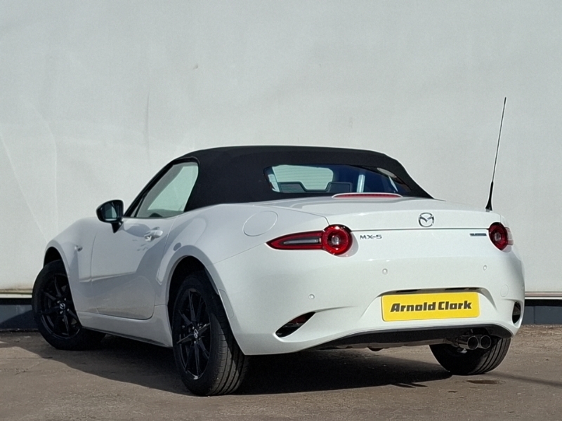 Mazda MX-5 1.5 132 Prime-line White #2