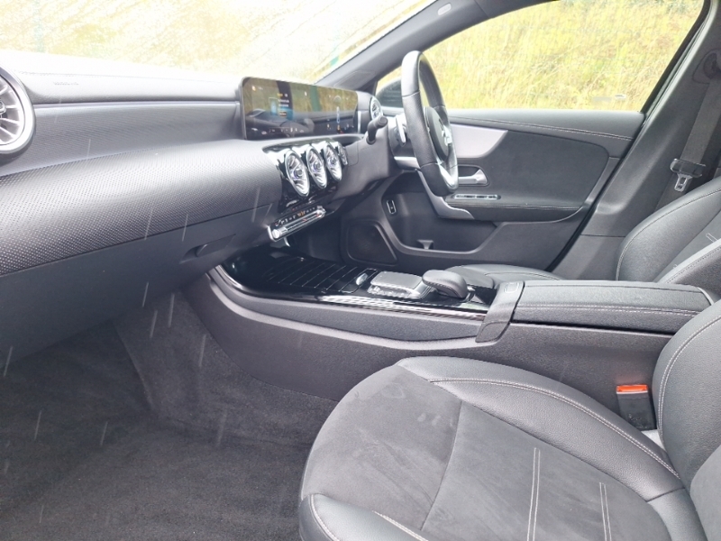 Mercedes-Benz A Class A180 Amg Line Executive Edition LR22RKV Black #5