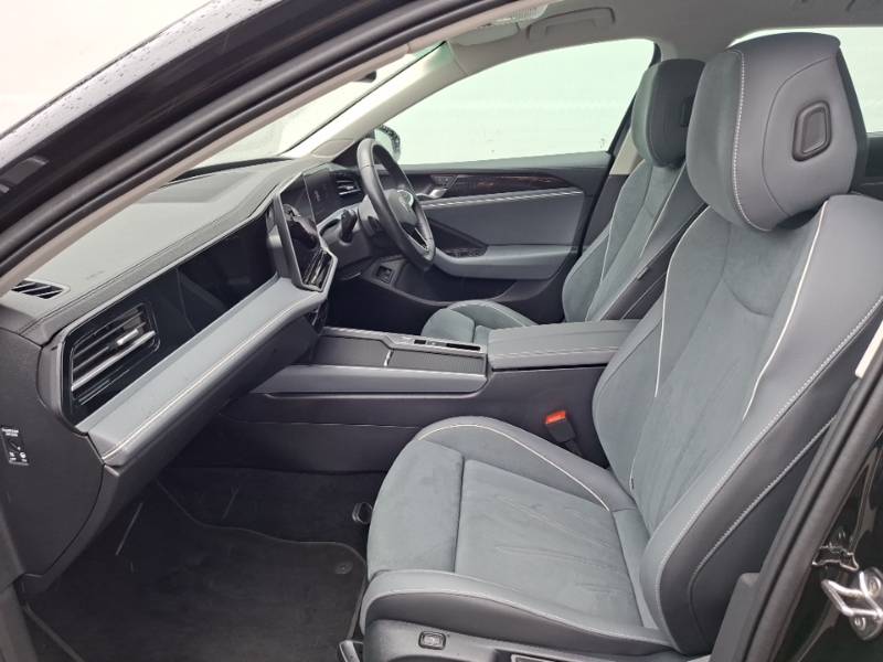 Volkswagen Passat 1.5 Tsi Ehybrid Life Dsg Black #5