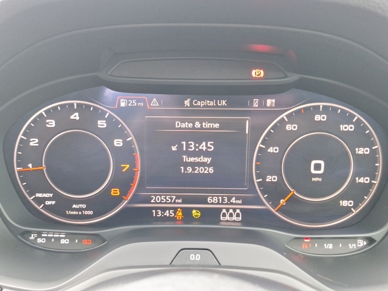 Audi Q2 30 Tfsi Technik White #9