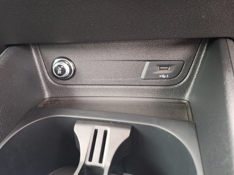 Audi Q2 30 Tfsi Technik White #14