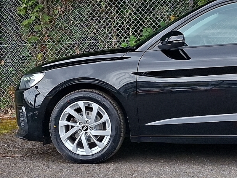 Audi A1 25 Tfsi Technik White #18
