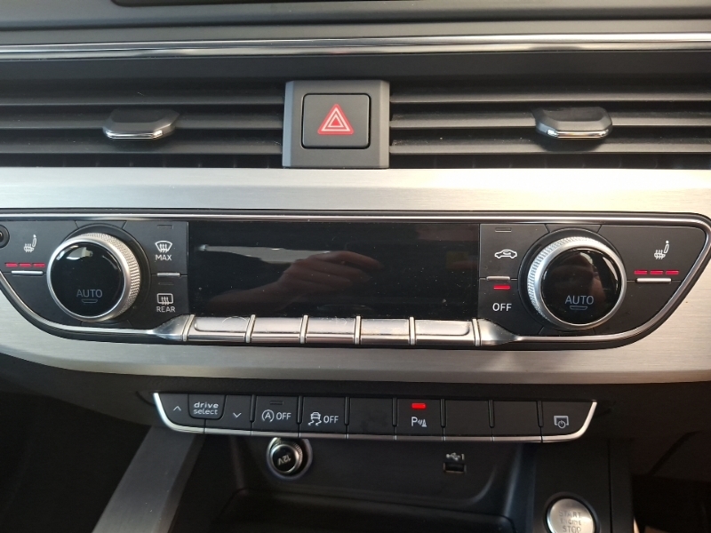 Audi A4 2L S Line Blue #16