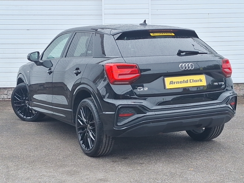 Audi Q2 35 Tfsi Black Edition S Tronic Black #2
