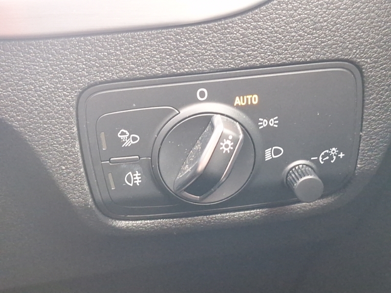 Audi Q2 30 Tfsi Technik  #16