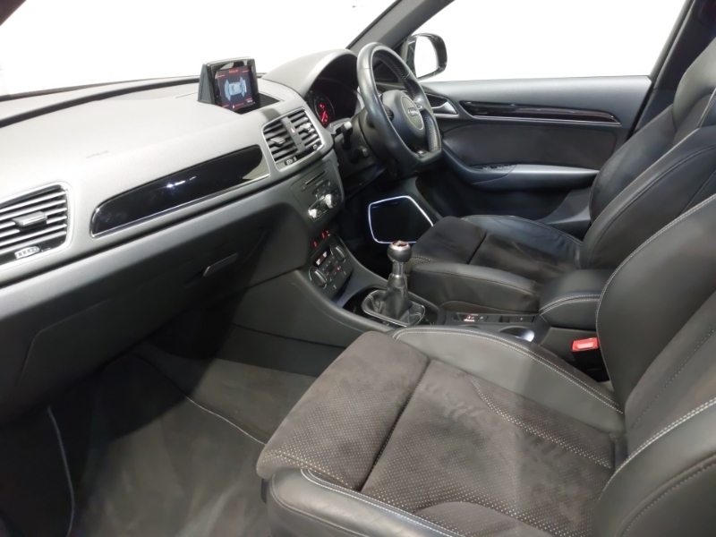 Audi Q3 1.4T Fsi Black Edition S Tronic Grey #5