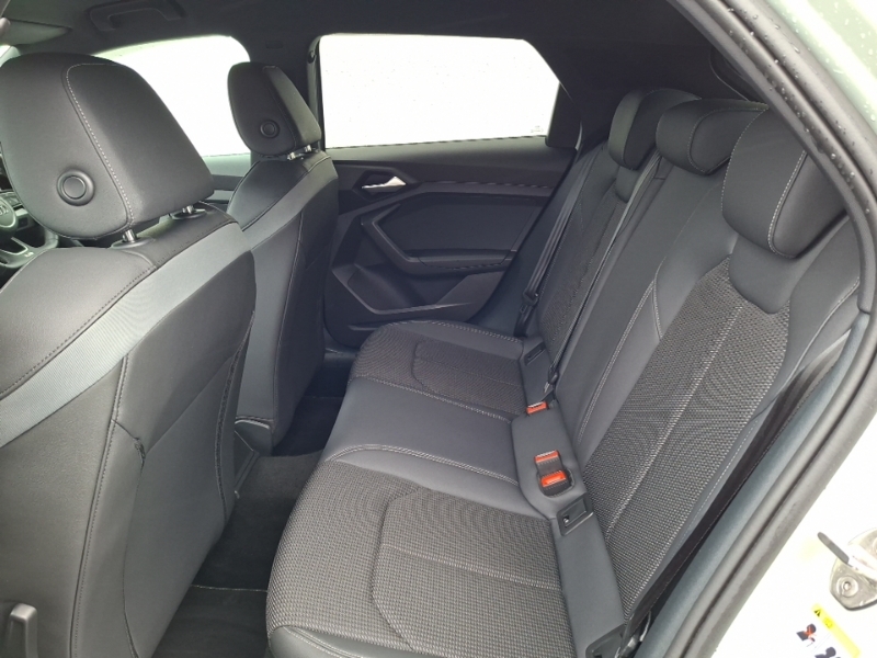 Audi A1 25 Tfsi Black Edition S Tronic AV25GXW Silver #6