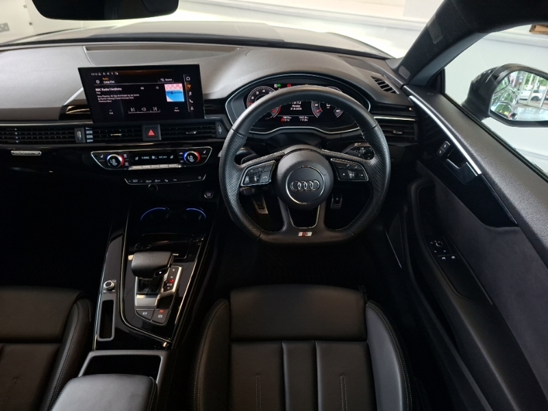 Audi A5 2L Black Edition White #8