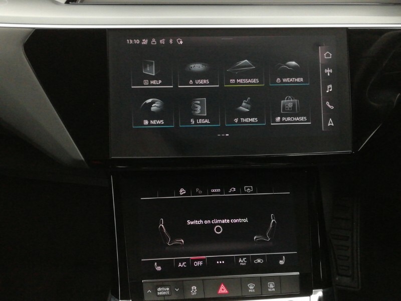 Audi Q8 e tron Black Edition Blue #10