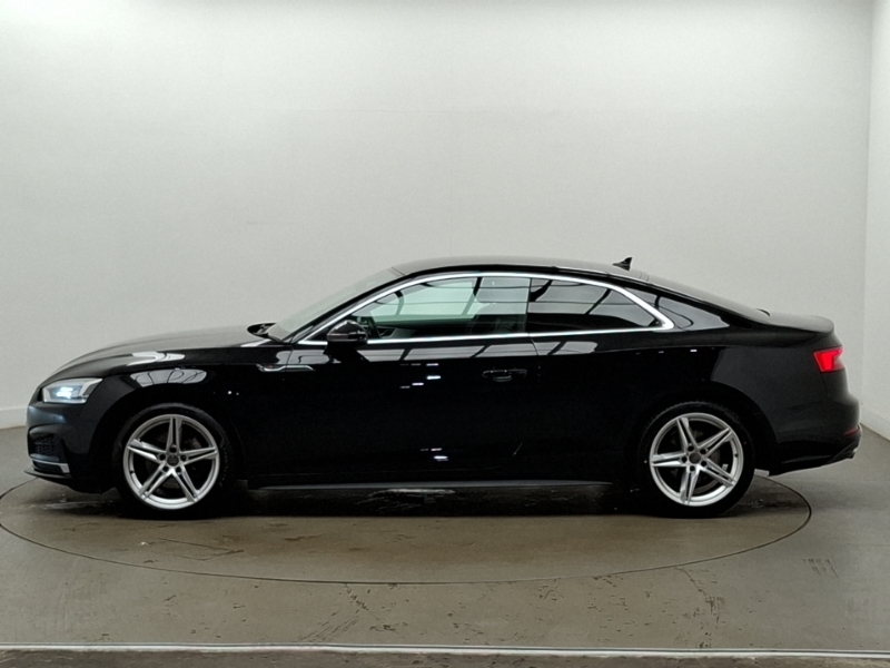 Audi A5 2.0 Tdi S Line Black #4