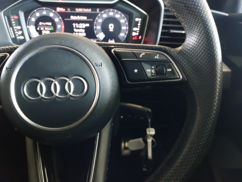Audi A1 25 Tfsi Technik White #13