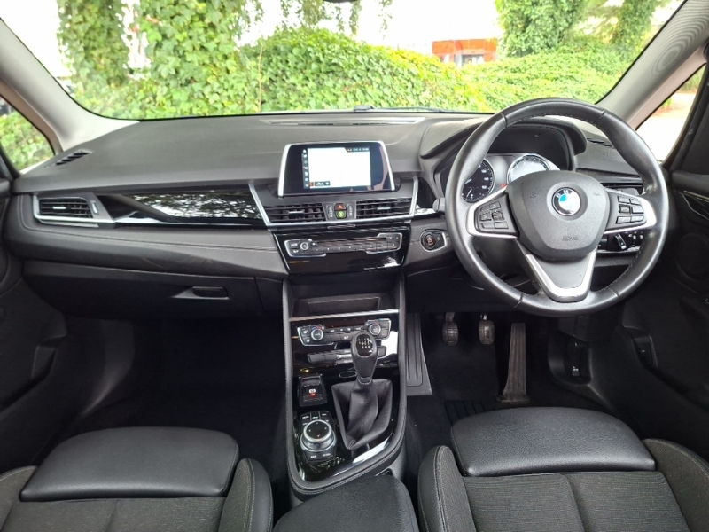 BMW 2 Series 218I Sport White #3