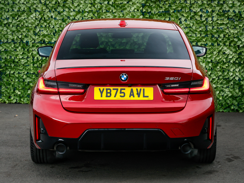 BMW 3 Series Sport White #15