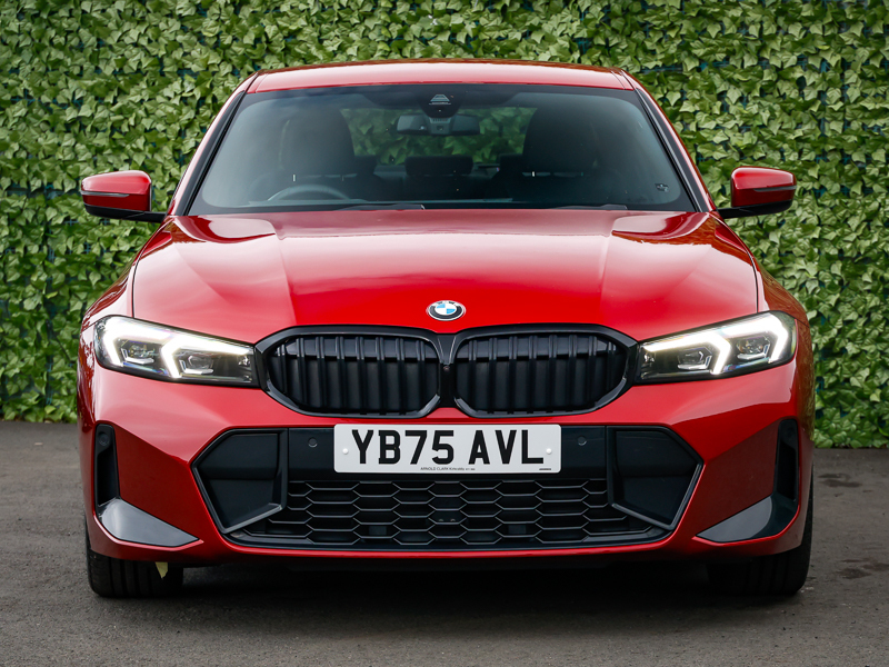 BMW 3 Series Sport White #16