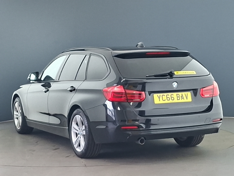BMW 3 Series 318D Sport Step Black #2
