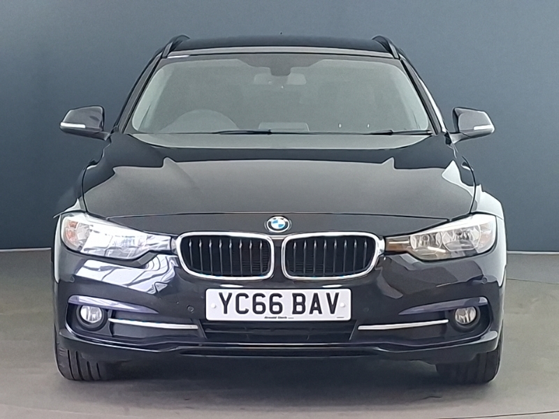 BMW 3 Series Black #14