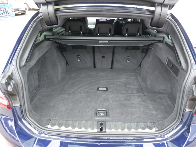 BMW 3 Series Saloon Grey #18